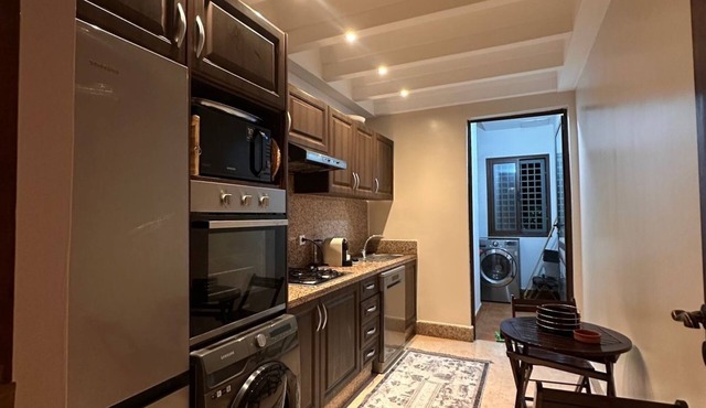 Marrakech Oasis 2-bedroom apartment with direct garden and pool access with AC