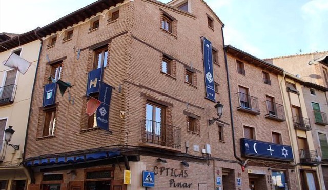 Melihah hotel-apartments (Melihah apartment) for 4 people in Daroca