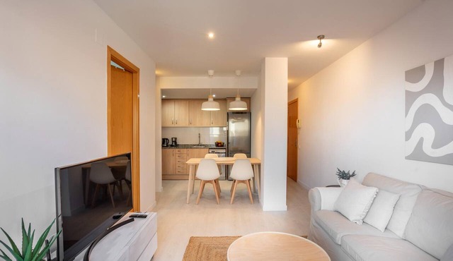 MINI apartment with terrace and parking in Mataró