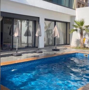 Mini Villa Moderne avec Piscine Privée à Aourir
