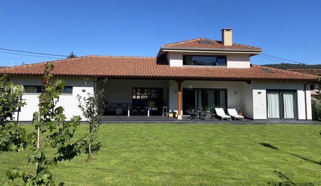 New house, near the sea and the mountains, ideal to disconnect! in Ibio
