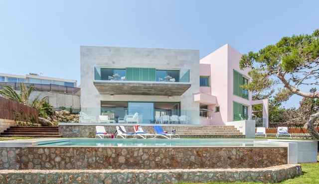 NEW LUXURY VILLA FRONTLINE WITH HEATED POOL in Mal Pas-Bon Aire