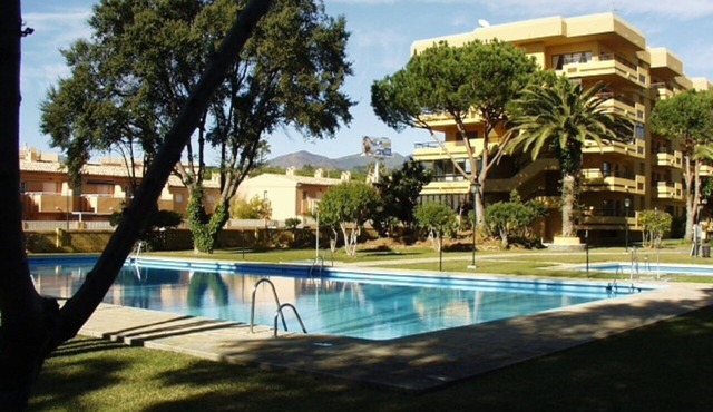 Next to Marbella Playa Hotel, 250 m from Alicate beach, very quiet in Marbella