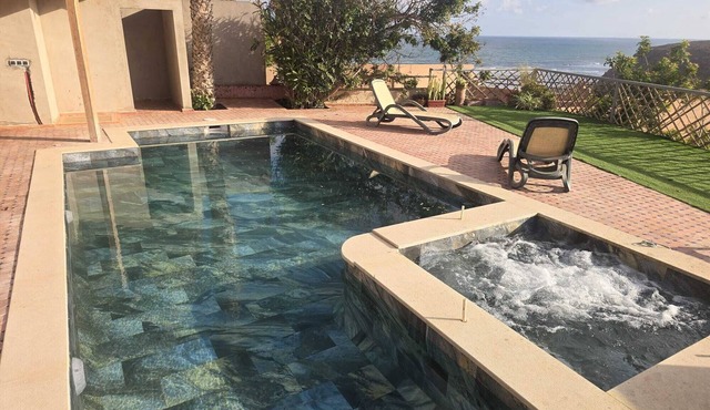 Ocean view, 6 Bedroom Villa and Pool