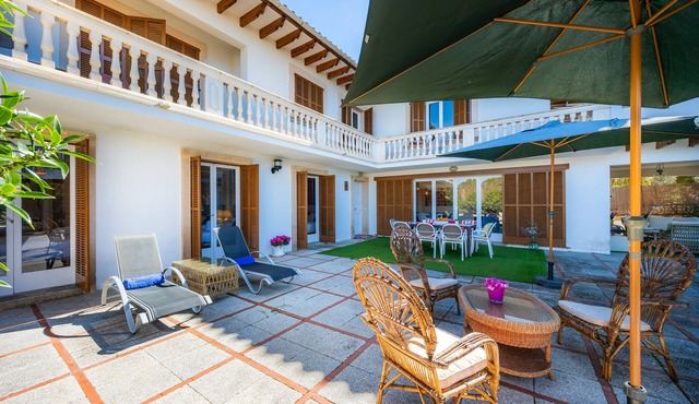 Peaceful Seafront Location – Casa Es Pí in Llucmajor