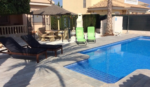 Pet-Friendly Villa Casa Cuesta with Pool & Garden in Bolnuevo