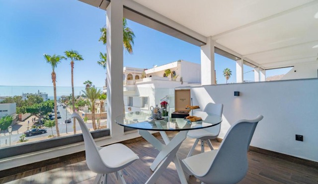 Petit Palace Suites Hotel