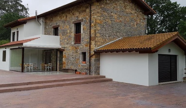 Posada las Albarcas in La Cavada