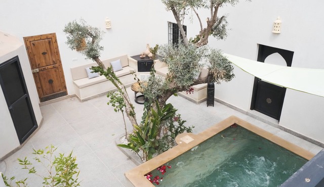 Private 2-bedroom villa Heated pool optional.