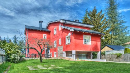 PURA VIDA PIRINEOS in Jaca