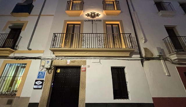 Qazris Suites in Cáceres