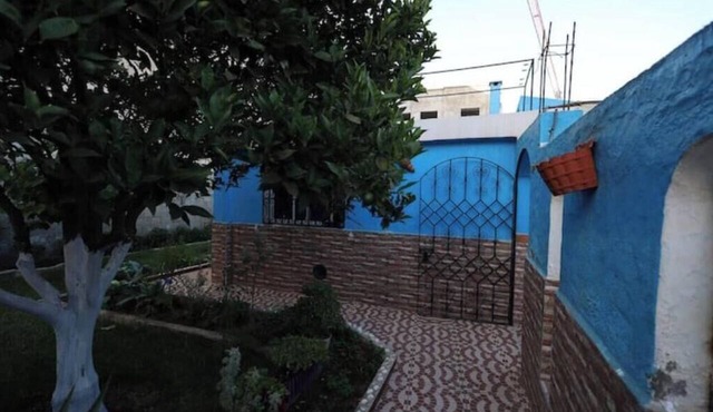 Quiet house with a garden and vegetable garden; beach 5 minutes away
