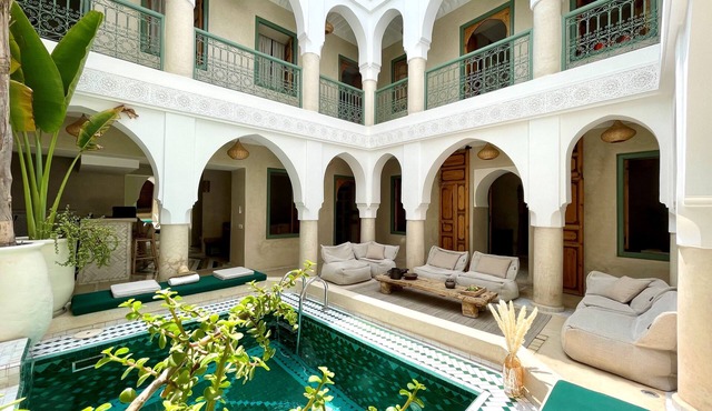 Riad Ilym , Privatisé , Personnel , Piscine Chauffée , spa