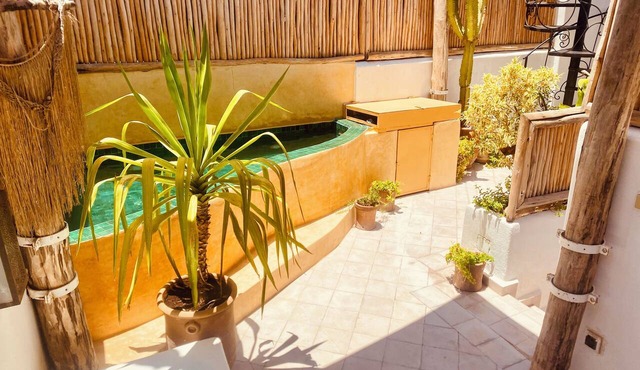 Riad Jonchères – Private Pool, Patio, and Panoramic Terrace