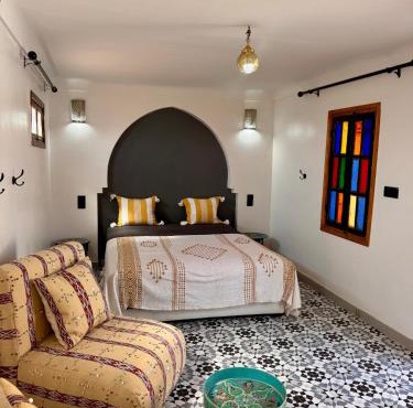 Riad Omi Zelya