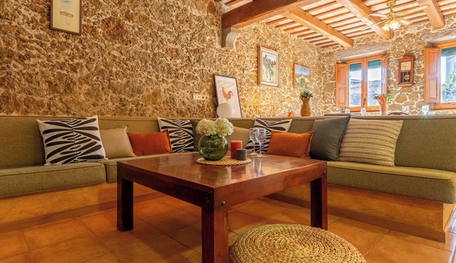 Rural House El Graner in La Tallada d'Empordà