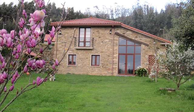 RUSTIC STONE IN CEDEIRA, GALICIA in CEDEIRA