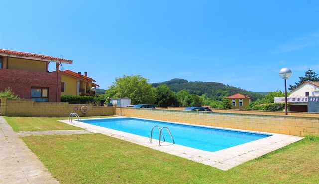 San Roque apartment for 6 people in Alfoz de Lloredo