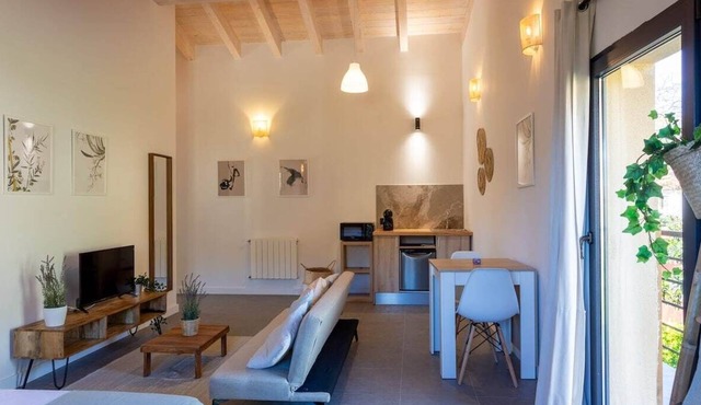 Sandoñana · by Wehomes · Old Palace Lodge DA10 in Villafufre