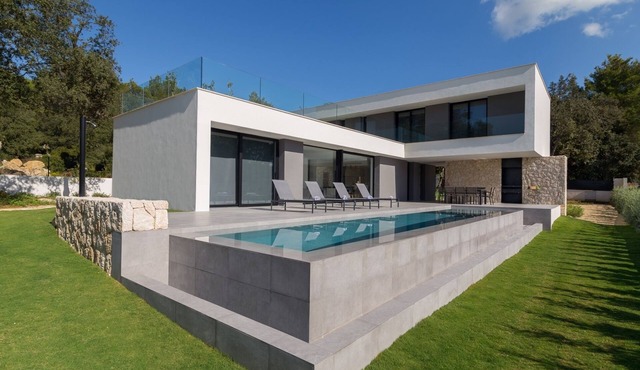 Sol Crestatx - Beautiful and modern villa located in Crestatx in Sa Pobla (Crestatx)