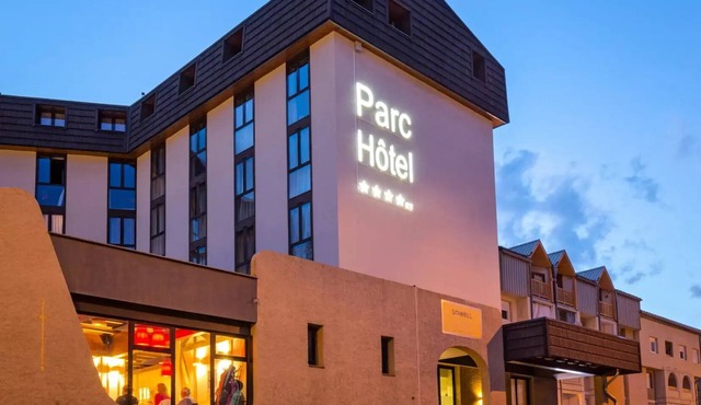 SOWELL HOTELS Le Parc & SPA* - Superior Room for 2 People in BRIANCON