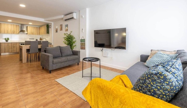 Spacious first floor in Benimámet in Valencia