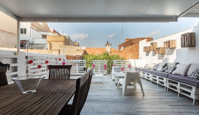 spectacular and amazing house for 8 people with 50 meters of terrace in Picassent