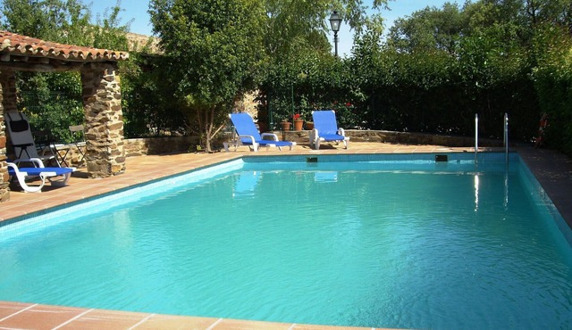 Studio on rural, authentic finca with shared pool in Aceña de la Borrega
