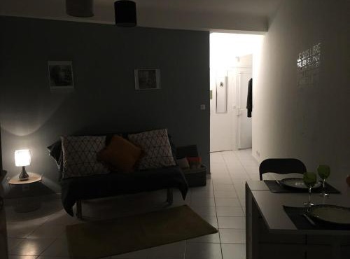 Studio proche mer et centre in Nice