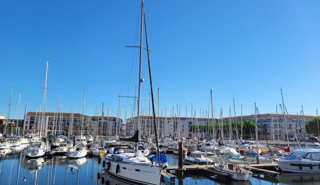 Studio Tout Confort et Lumineux Port de Plaisance in Rochefort