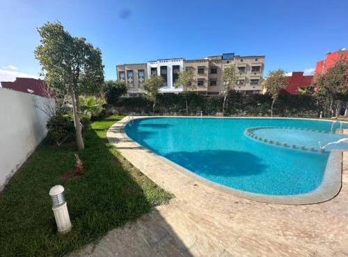 SunRose appartement, Luxueux, sécurisée, piscine, Wi-FI, Pool et parking