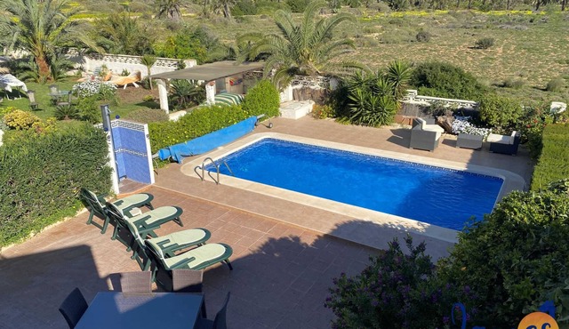 Superb 3 bed Villa pool/beachside Punta Prima PP22 in Torrevieja