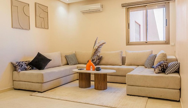 Targa Palm Residence 2BR, Pool, Free Parking