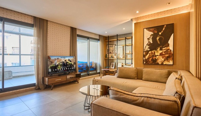 Terrasses & Sunset Duplex Luxe 3 Bed in Ghandi