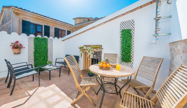 Town house with flair — Casa Sa Fusteria in Soller