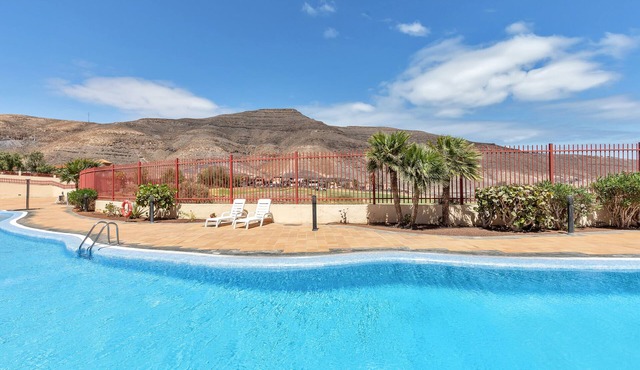 Vacation Apartment 'Precioso Triple En Jandía Beach' with Sea View, Shared Pool and Wi-Fi in Jandia