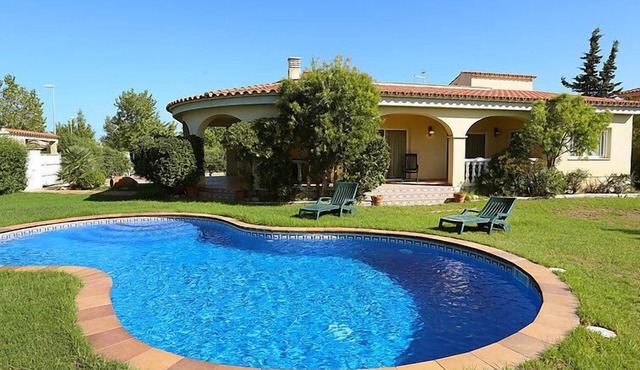 Vacation home Jardi by Interhome in Deltebre