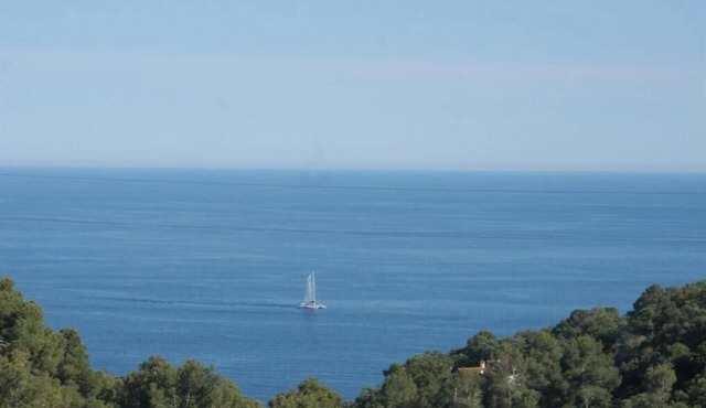 Vacation home, private pool, ocean view, Tossa–Lloret de Mar, quiet, green, close to the beach, in Tossa de Mar