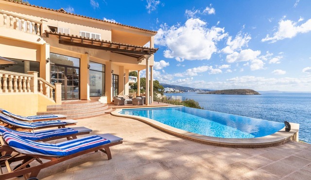 Villa Cala Vinyes by Balearic Villas in Cala Vinyes