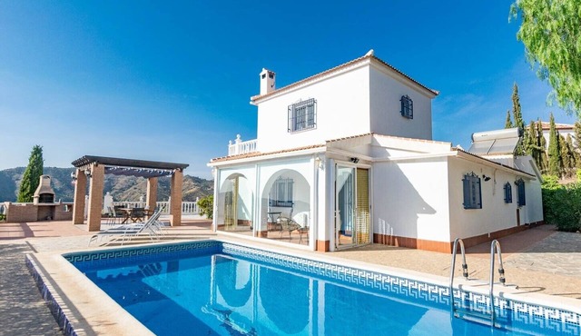 Villa "Casa Silencio" with Sea View, Private Pool & Wi-Fi in Cómpeta