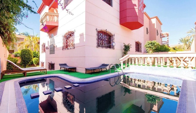 Villa de Prestige Avec Piscine Privative