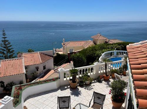 Villa Ladera Panorama - private heated pool in Nerja