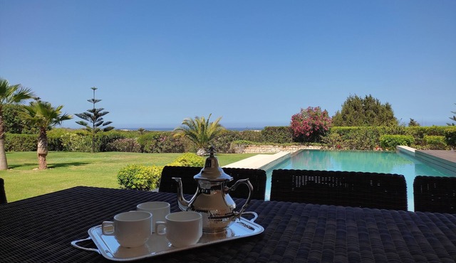 Villa on Golf Mogador with 180º sea view