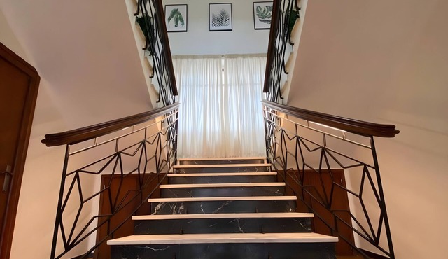 Villa 'Perla Etxea' with Mountain View, Private Terrace and Wi-Fi in Elizondo