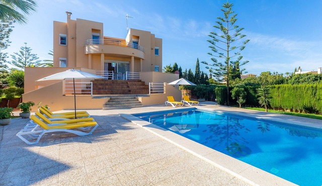Villa With Pool in Idyllic Location - Ca Na Xisca in Sa Coma