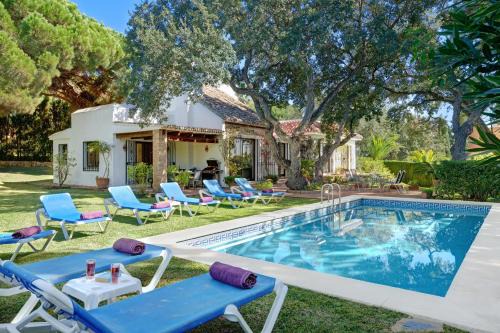 Villa with private pool and garden in Marbella in Marbella