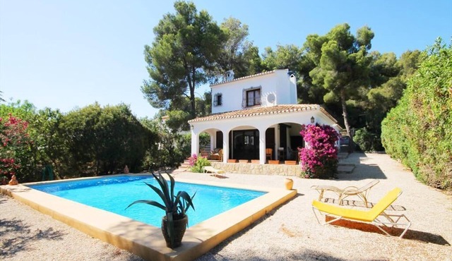 Villas Perret - Four Bedroom Villa, Sleeps 8 in Panorama