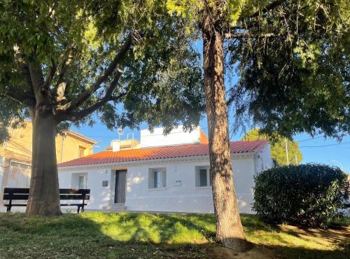Vivienda turística rural cerca de Bardenas y Senda Viva in Fontellas