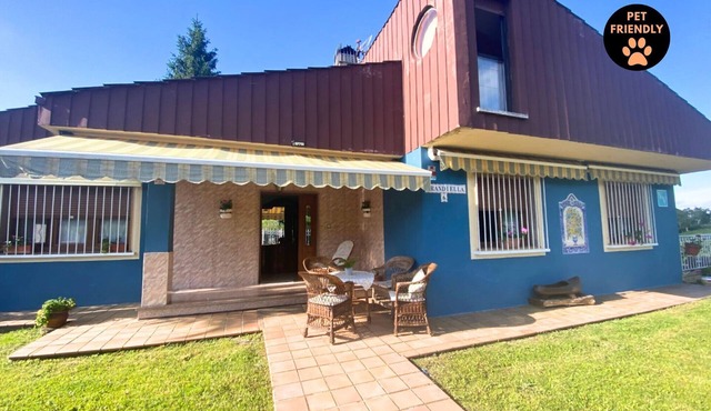 Vivienda Vacacional La Casa Azul ll in Ceceda