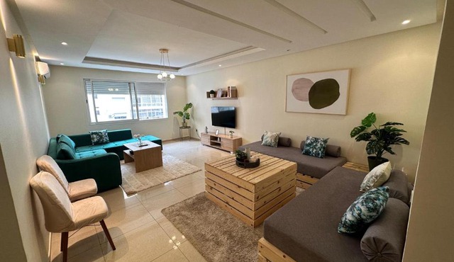 Your Summer Escape Spacious twoBedroom and Sunny Pool